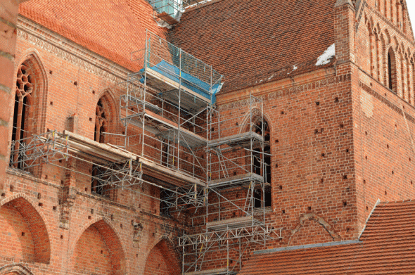 medieval-cloister-roof-reno