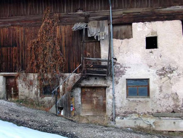 old-barn-in-europe