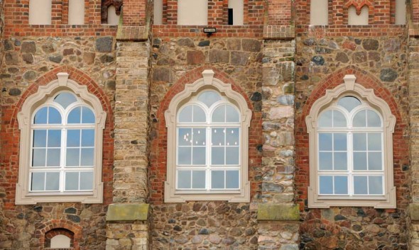 antique-windows-europe