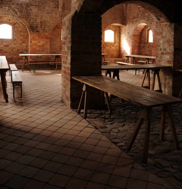 refectorium-europe-medieval