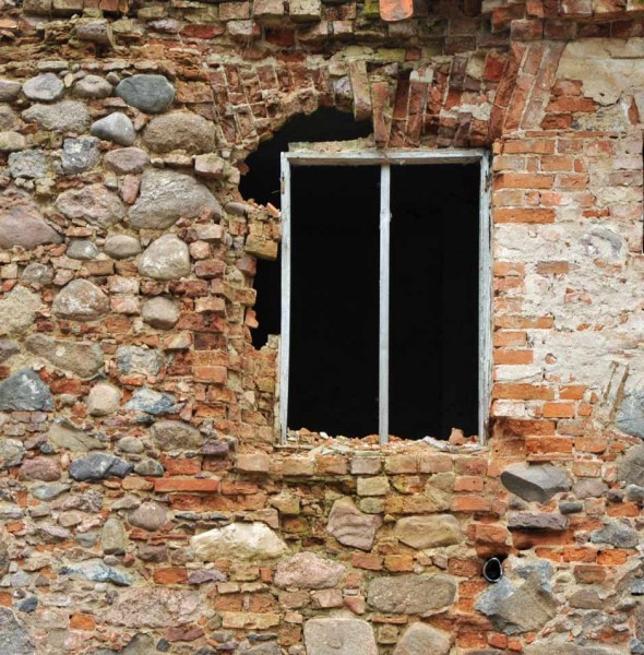 window-in-ruine