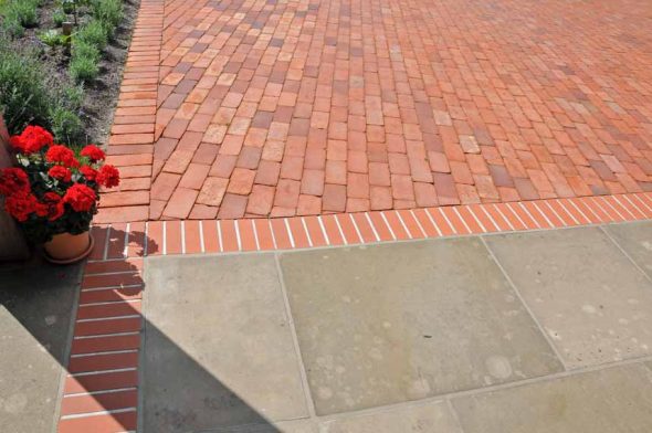 sandstone-and-brick-pavers-