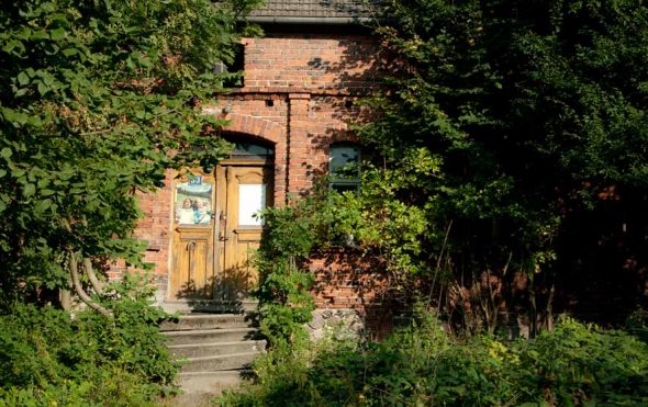 abandoned-house-europe