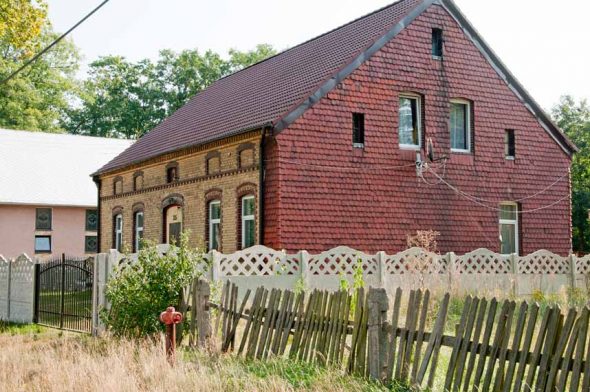 wal-clading-roof-tiles